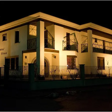 Bed & Breakfast Meuble Tina Tovo di Sant'Agata